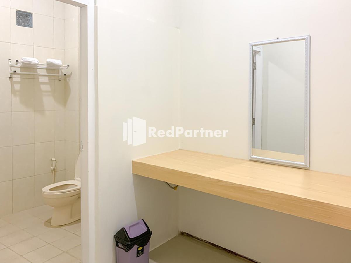 Reddoorz Syariah At Hotel Nuri Indah Dongkelan Yogyakarta Bantul Εξωτερικό φωτογραφία
